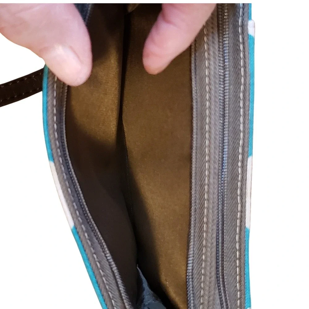 thirty-one charming wristlet